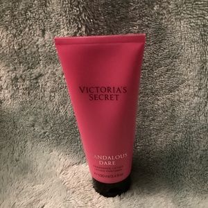 NEW Victoria’s Secret SCANDALOUS DARE Fragrance Lotion 🧴